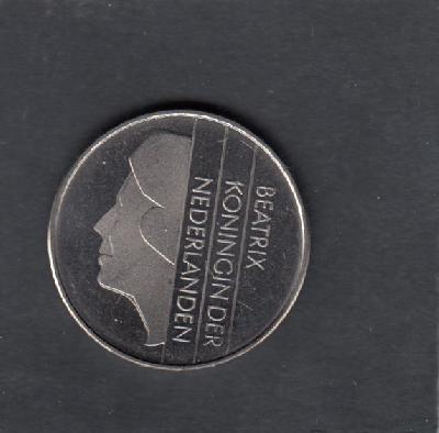 Beschrijving: 2 1/2 Gulden Beatrix